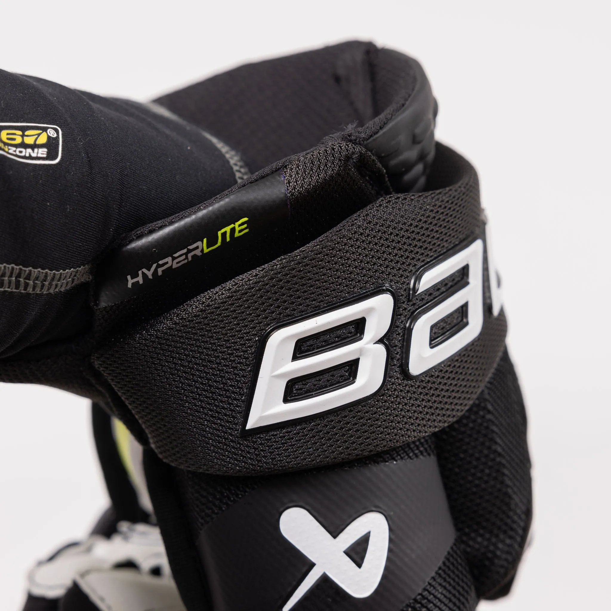 Bauer Vapor Hyperlite Junior Hockey Gloves