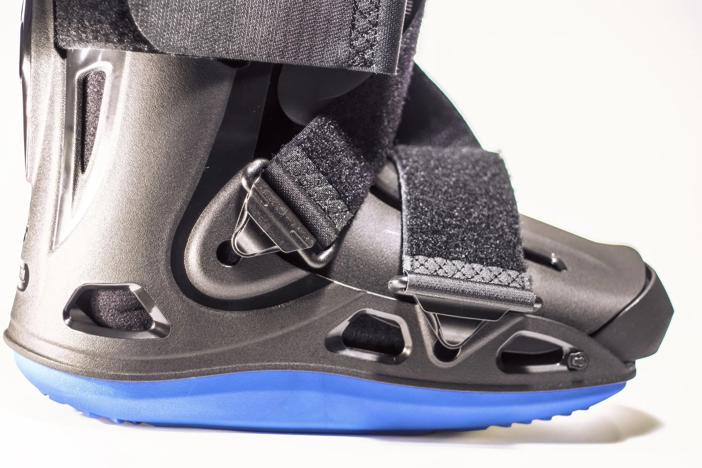 Elite Orthopaedics Pro Select Full Shell Air Walker Boot