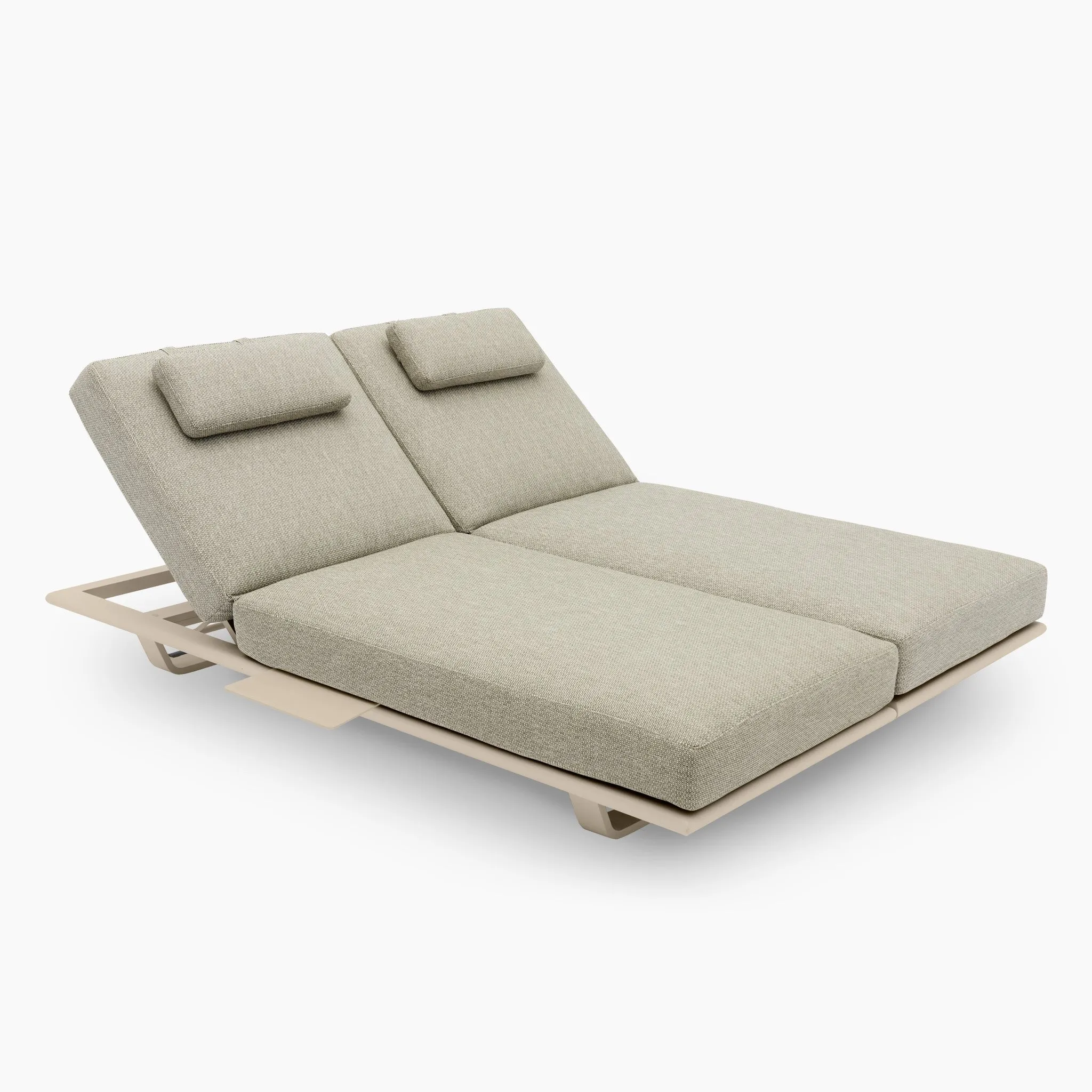 Hatia Double Sun Lounger with Side Table in Latte