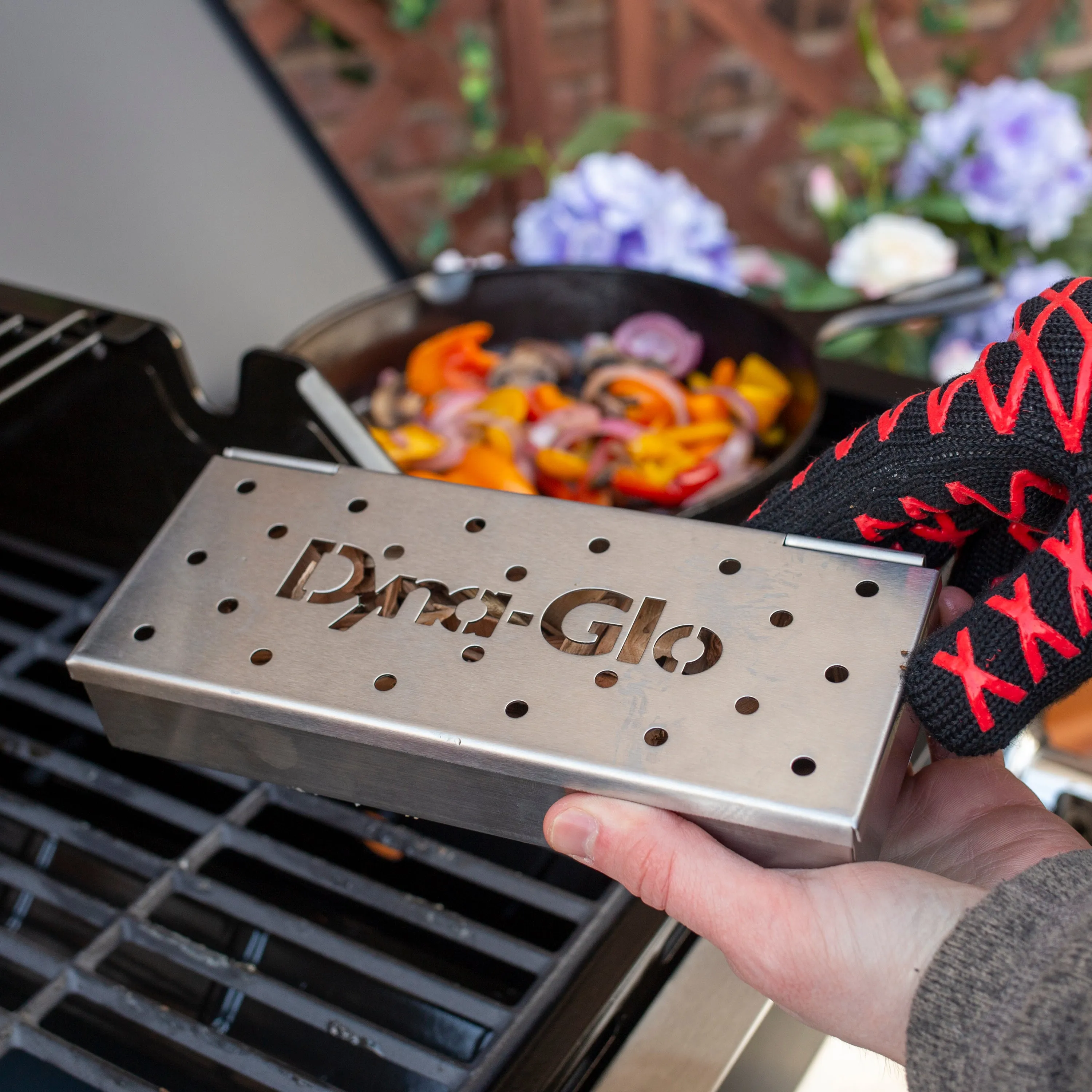 Hinged Stainless Steel Wood Chip Smoker Box
