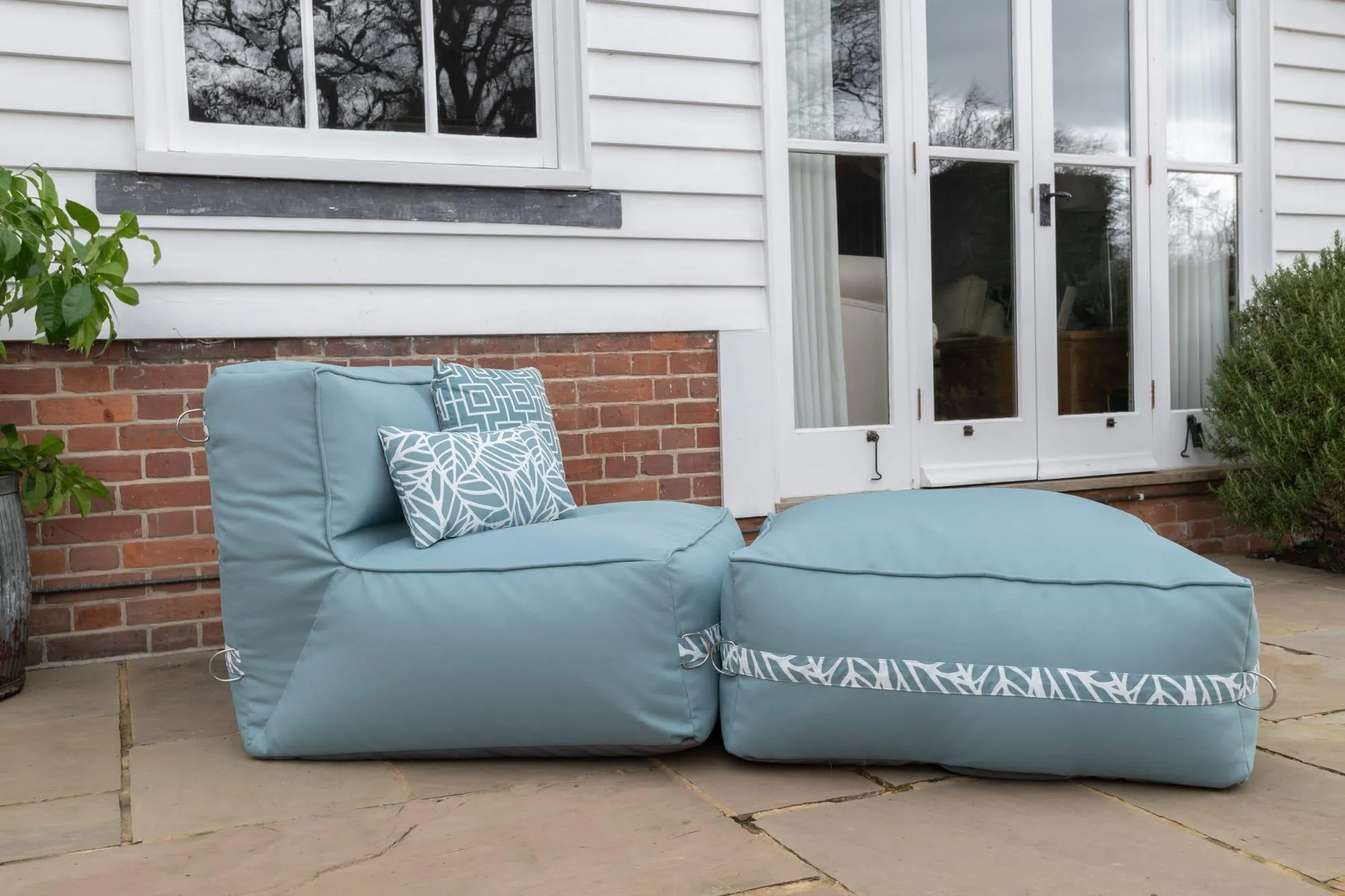 Luxury Cushion in Palm Ocean