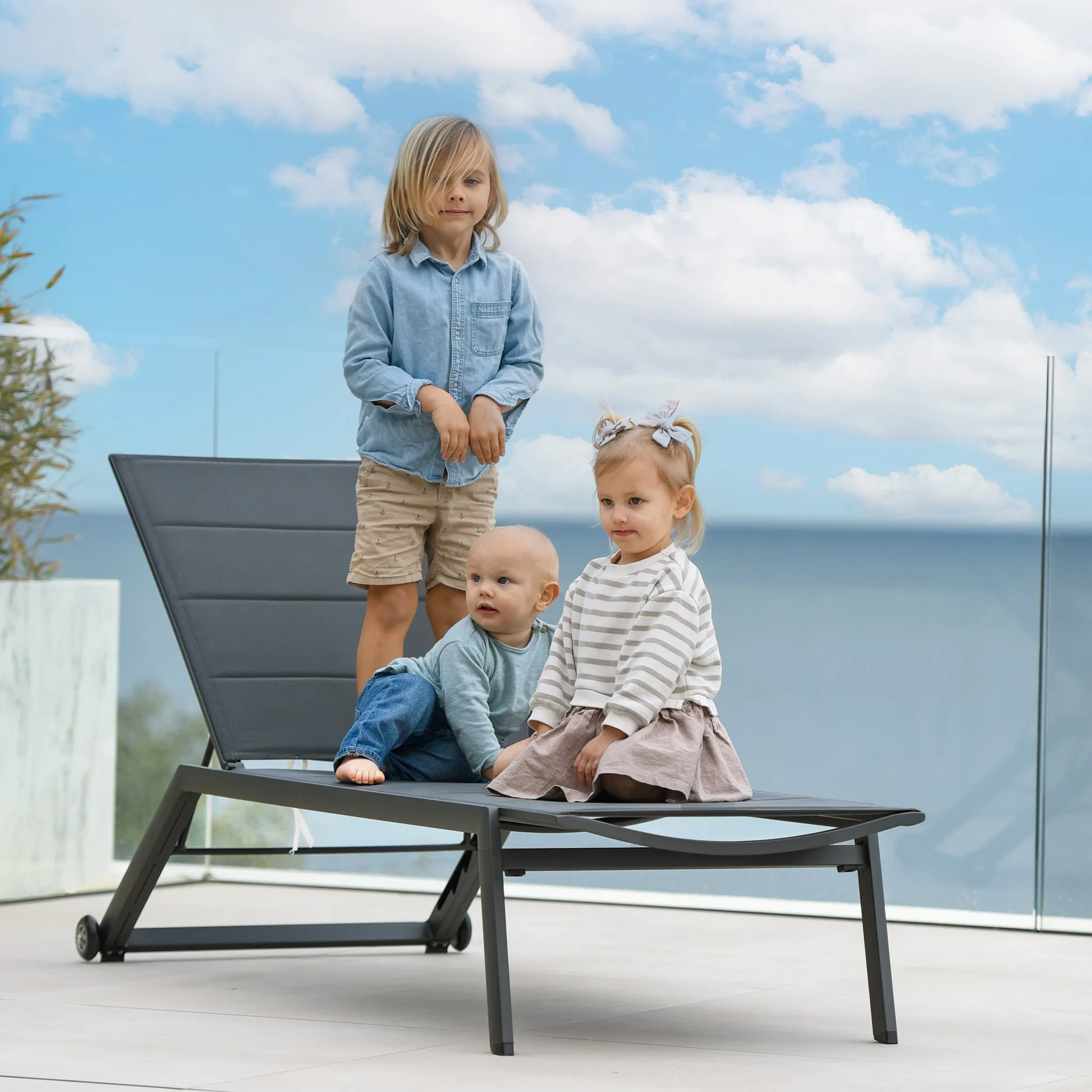 Monaco Padded Sunlounger in Charcoal