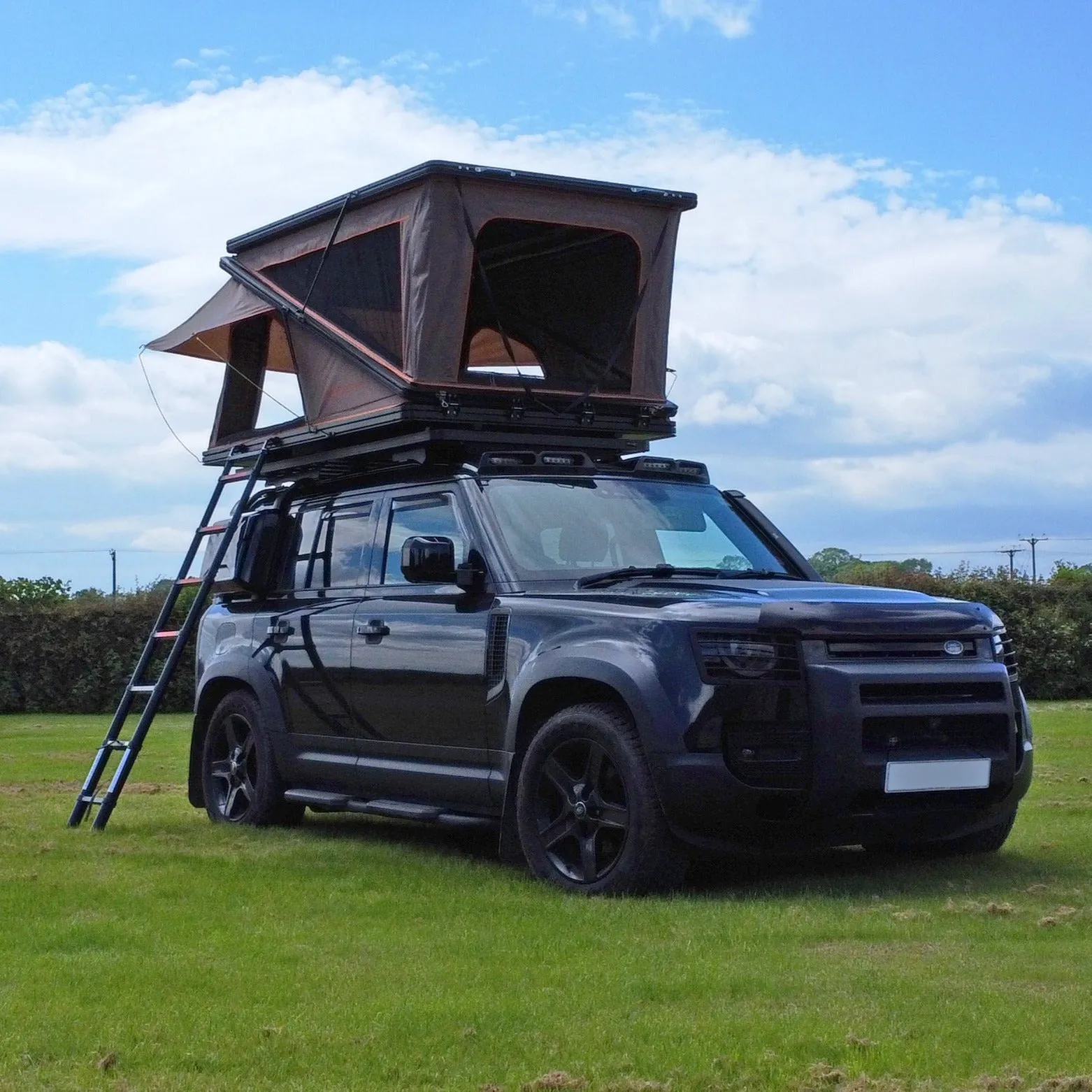 Ridgeback Highrize 1550 Hard Shell Roof Top Tent - Darche - T050801567