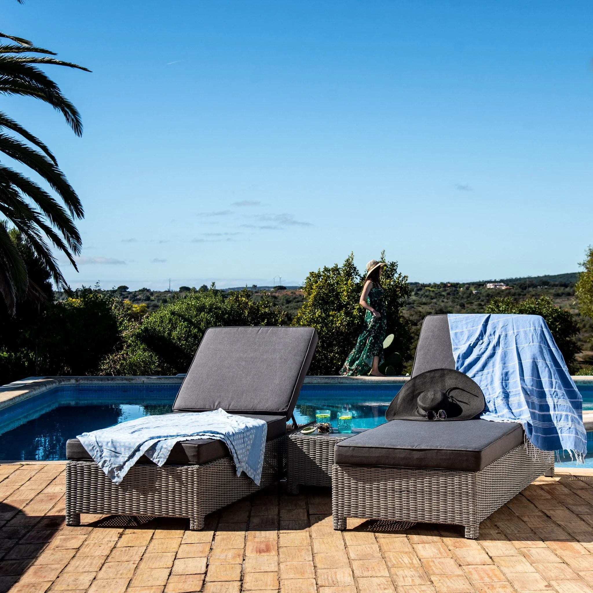 Santiago Rattan Sunlounger Set with Side Table in Grey