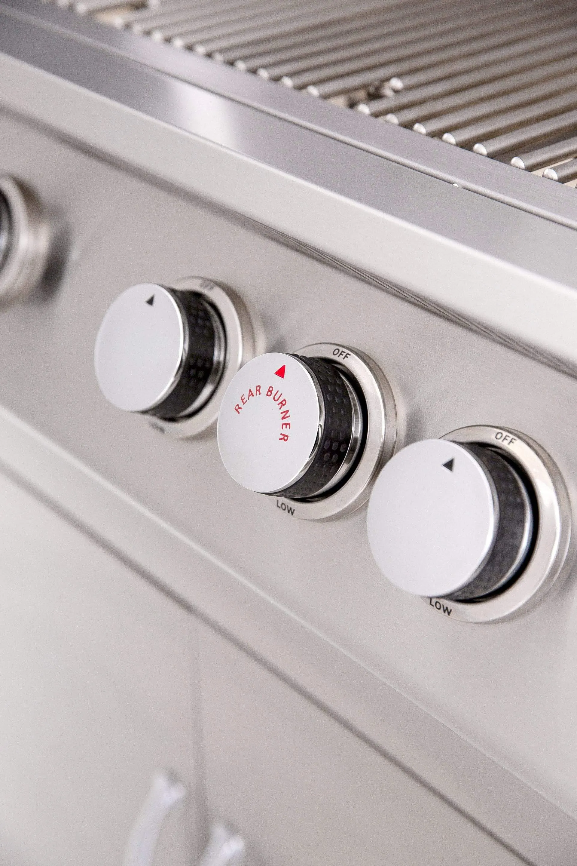Summerset Sizzler 32" 4-Burner Built-In Gas Grill SIZ32